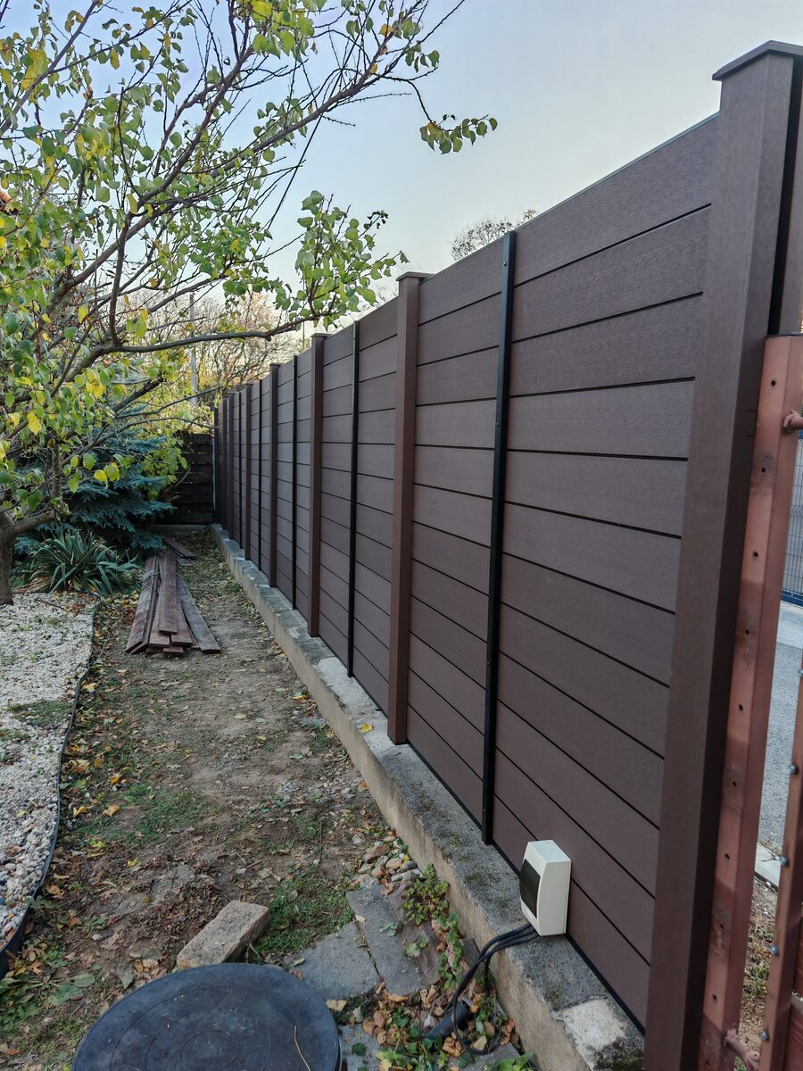 WPC brown horizontal composite fence — garden boundary, Hove